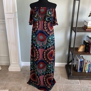 Gorgeous maxi dress strapless